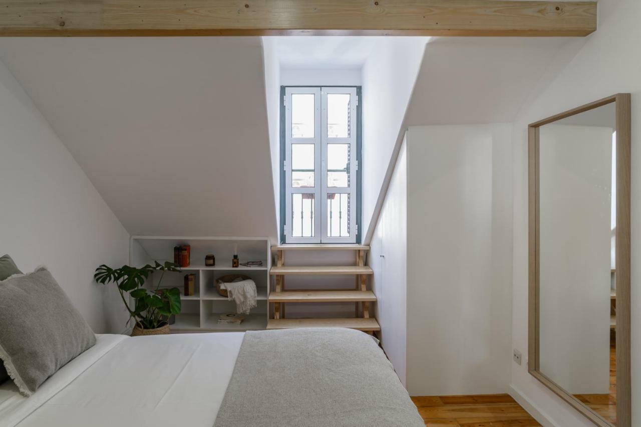 Charming Apartment- Authentic Experience In Graca * Lisboa